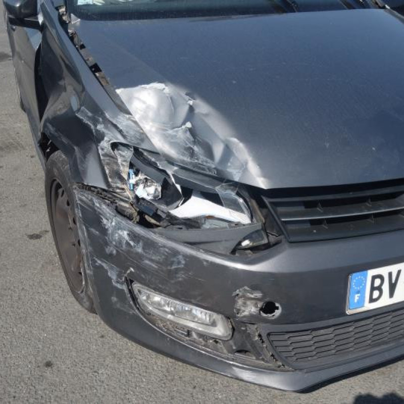 Ceinture arriere gauche VOLKSWAGEN POLO 5 Photo n°10