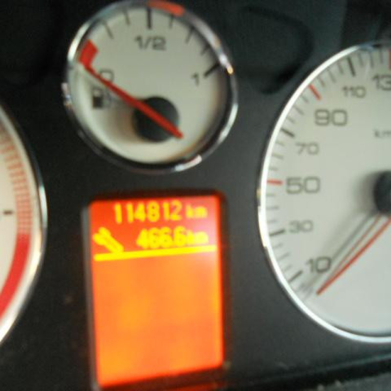 Autoradio d'origine PEUGEOT 407 Photo n°10