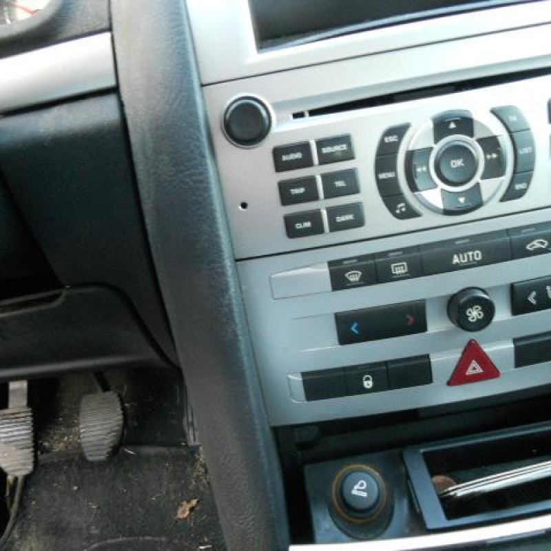 Bloc ABS (freins anti-blocage) PEUGEOT 407 Photo n°8