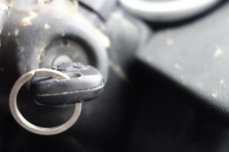 Serrure avant droit PEUGEOT 207