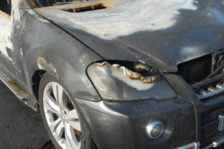 Pivot de moyeu avant droit MERCEDES CLASSE M 164