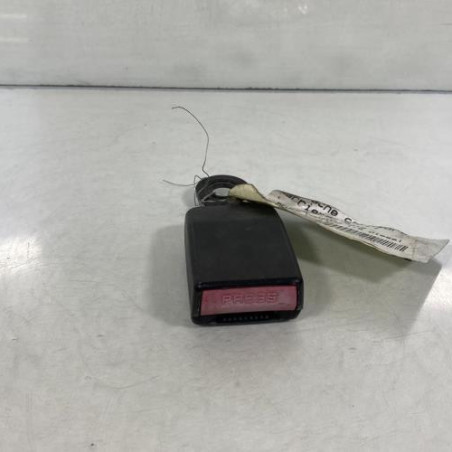 Attache ceinture arriere droit PEUGEOT 207