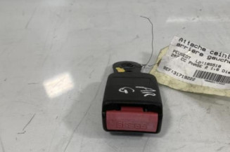 Attache ceinture arriere gauche PEUGEOT 207