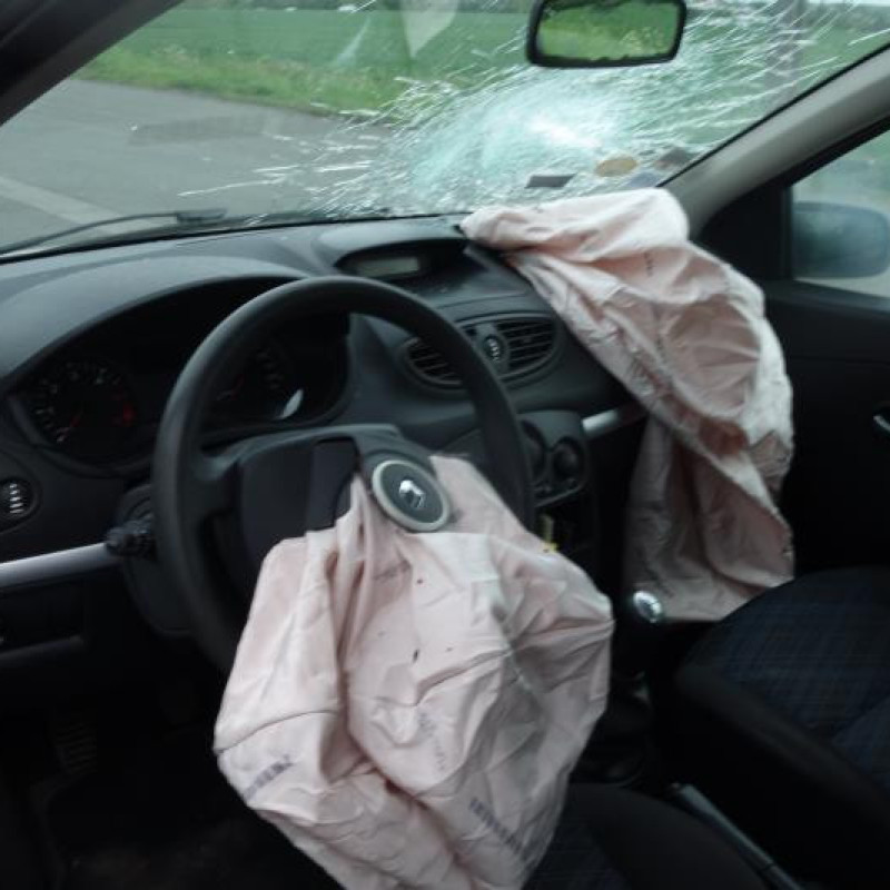 Serrure arriere droit RENAULT CLIO 3 Photo n°8