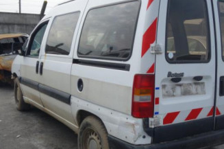 Serrure avant droit CITROEN JUMPY 1