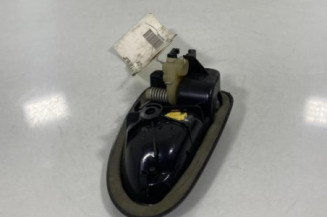 Poignee interieur avant gauche RENAULT CLIO 2