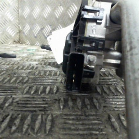 Moteur essuie glace avant PEUGEOT 2008 1