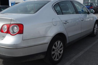 Amortisseur avant droit VOLKSWAGEN PASSAT 5