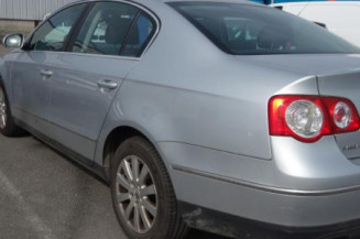 Amortisseur avant droit VOLKSWAGEN PASSAT 5