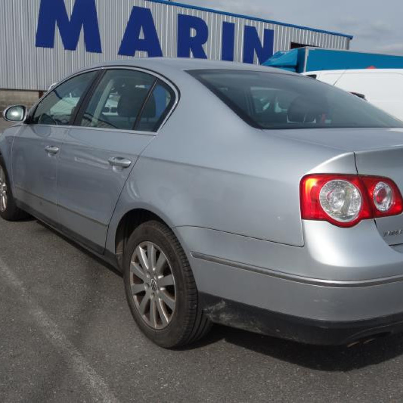 Amortisseur avant droit VOLKSWAGEN PASSAT 5 Photo n°4