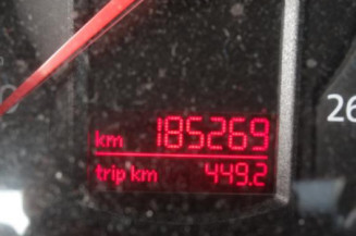 Amortisseur avant droit VOLKSWAGEN PASSAT 5
