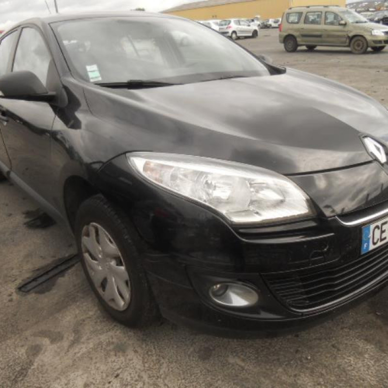 Pretensionneur de ceinture avant droit RENAULT MEGANE 3 Photo n°5