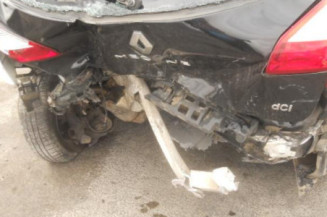 Pretensionneur de ceinture avant droit RENAULT MEGANE 3