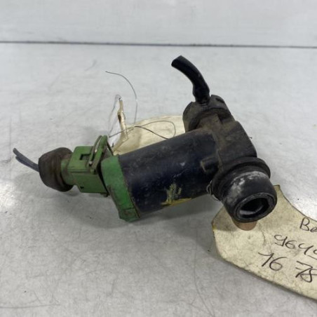 Pompe lave glace avant RENAULT CLIO 3 Photo n°1