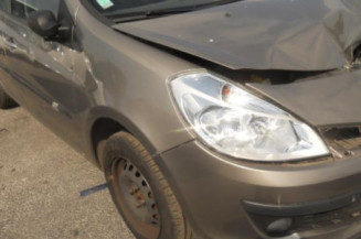 Pompe lave glace avant RENAULT CLIO 3