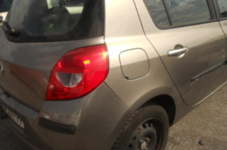 Pompe lave glace avant RENAULT CLIO 3