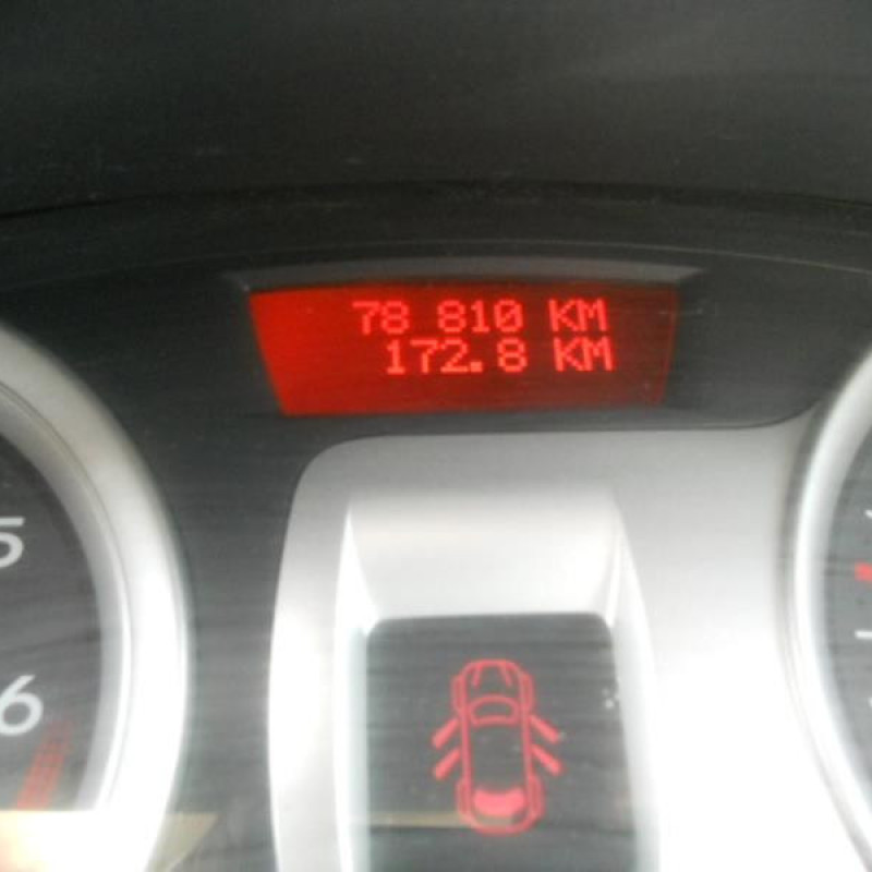 Pompe lave glace avant RENAULT CLIO 3 Photo n°12