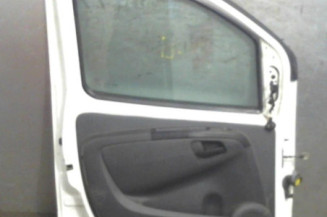 Porte avant gauche PEUGEOT BIPPER Photo n°1