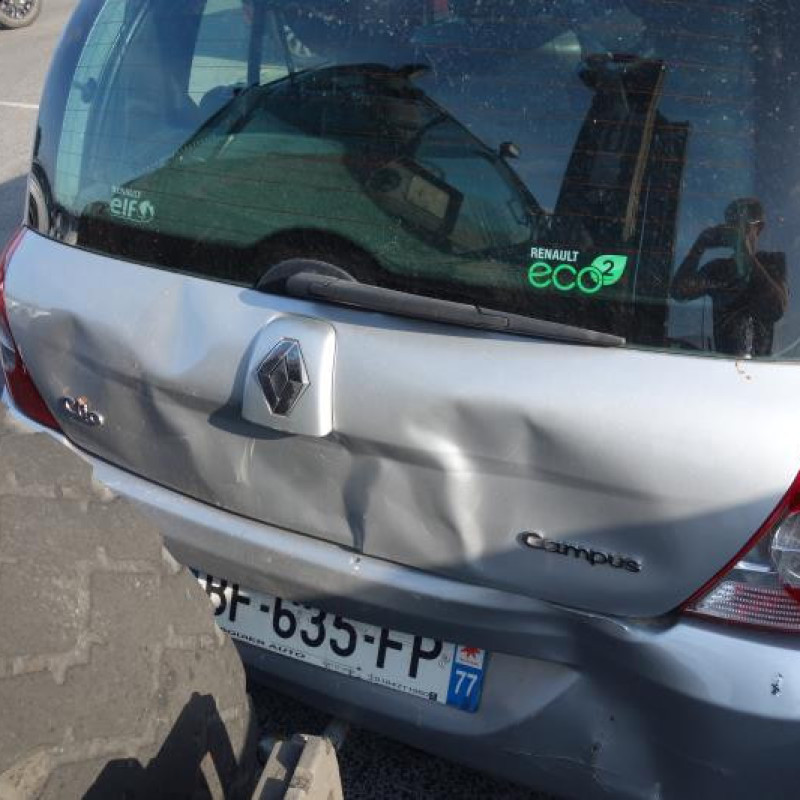 Interrupteur de leve vitre avant droit RENAULT CLIO 2 CAMPUS Photo n°7