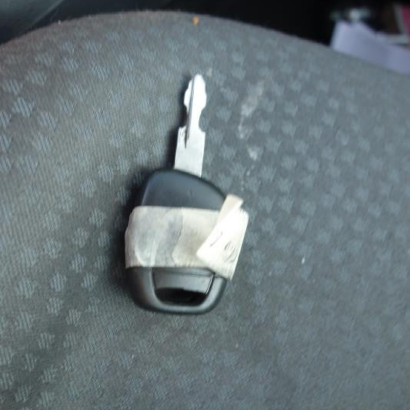 Interrupteur de leve vitre avant droit RENAULT CLIO 2 CAMPUS Photo n°11