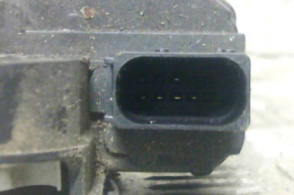 Serrure arriere droit OPEL ASTRA J