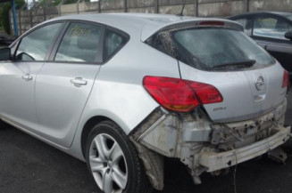 Serrure arriere droit OPEL ASTRA J