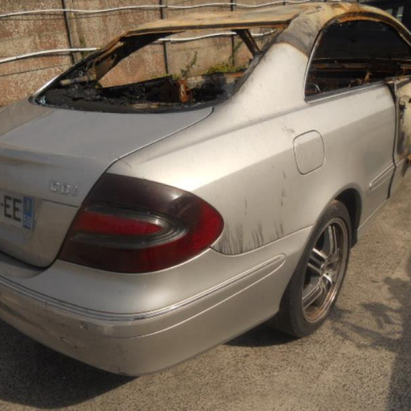 Renfort pare choc avant (traverse) MERCEDES CLASSE CLK 209 Photo n°4