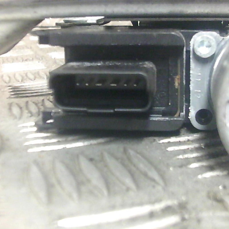 Leve vitre electrique arriere gauche PEUGEOT 308 1 Photo n°2