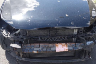 Serrure avant droit VOLKSWAGEN POLO 5