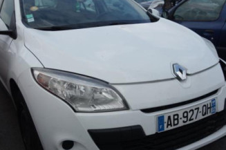 Pretensionneur de ceinture avant droit RENAULT MEGANE 3