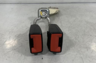 Attache ceinture arriere gauche SEAT IBIZA 4 Photo n°1