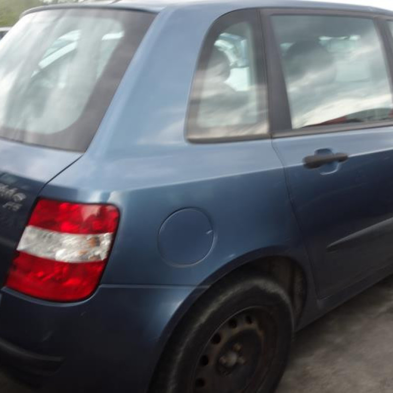 Retroviseur droit FIAT STILO Photo n°6