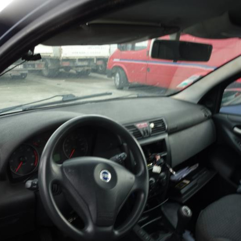 Retroviseur droit FIAT STILO Photo n°8
