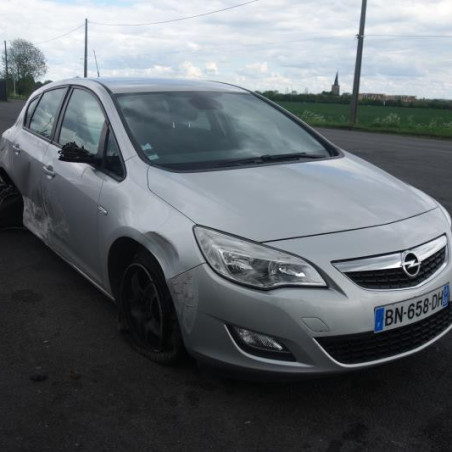 Amortisseur avant droit OPEL ASTRA J
