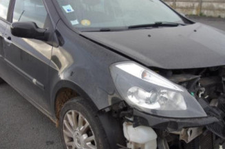 Pretensionneur de ceinture avant droit RENAULT CLIO 3
