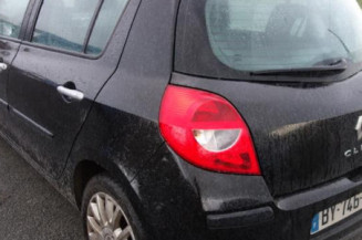 Pretensionneur de ceinture avant droit RENAULT CLIO 3
