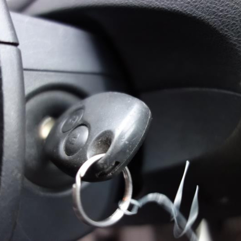 Pretensionneur de ceinture avant droit RENAULT CLIO 3 Photo n°12