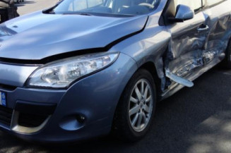 Pretensionneur de ceinture avant droit RENAULT MEGANE 3