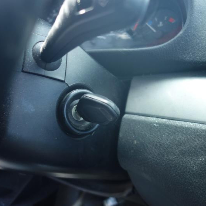 Etrier avant gauche (freinage) BMW SERIE 3 E46 Photo n°7