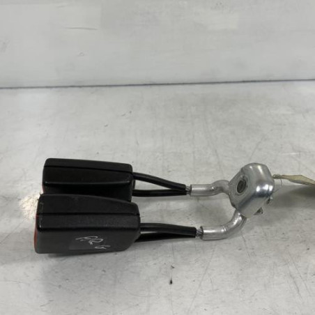Attache ceinture arriere gauche SEAT IBIZA 4