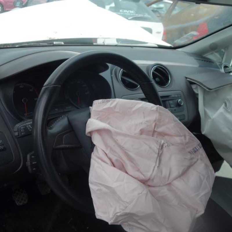 Ceinture arriere gauche SEAT IBIZA 4 Photo n°8