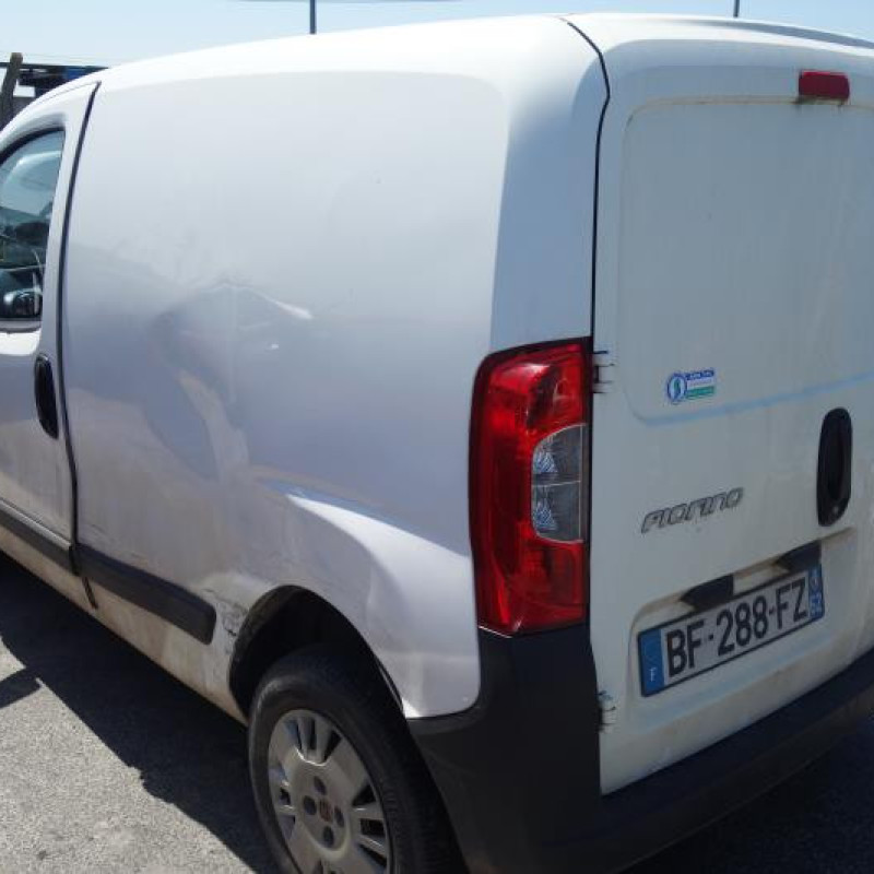 Pretensionneur de ceinture avant droit FIAT FIORINO 3 Photo n°7
