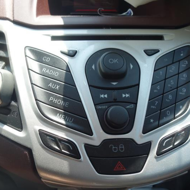 Ceinture arriere droit FORD FIESTA 6 Photo n°10