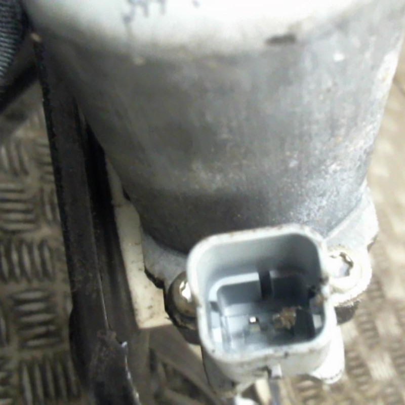 Leve vitre electrique arriere gauche PEUGEOT 207 Photo n°2