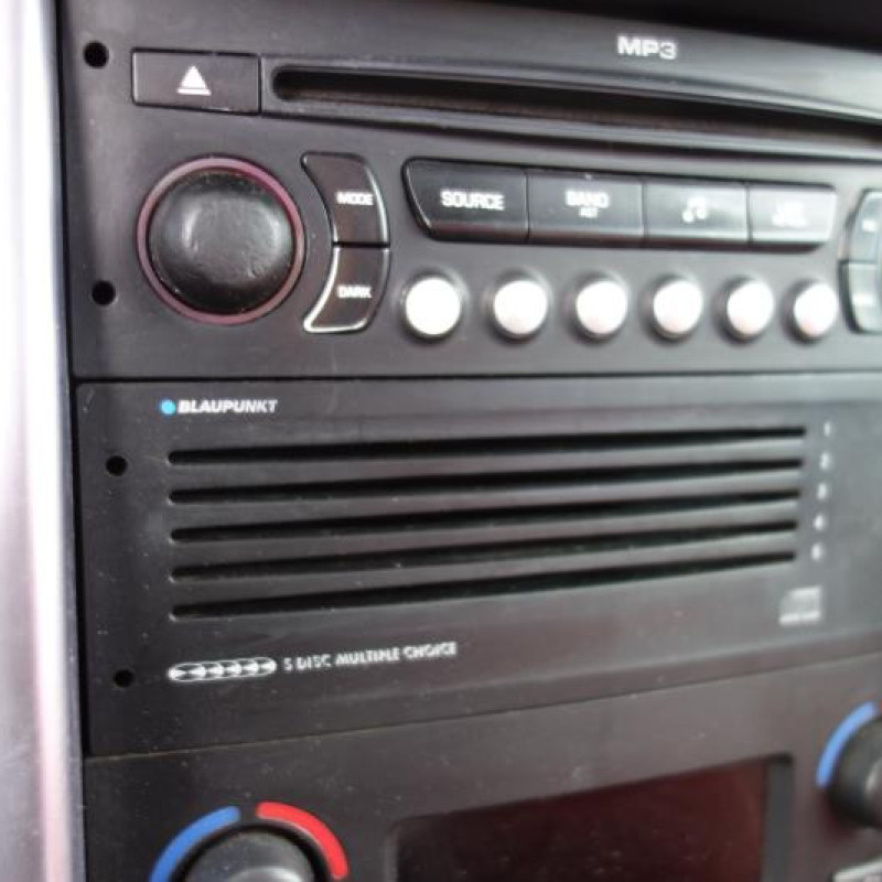 Leve vitre electrique arriere gauche PEUGEOT 207 Photo n°9