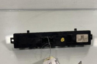 Bouton de warning PEUGEOT 3008 1
