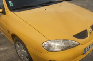 Renfort pare choc arriere (traverse) RENAULT MEGANE 1
