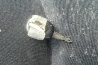 Renfort pare choc arriere (traverse) RENAULT MEGANE 1
