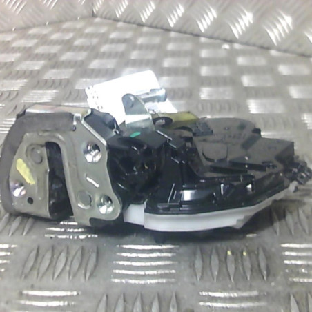 Serrure arriere droit PEUGEOT 108 Photo n°1
