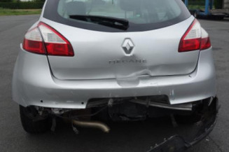 Pretensionneur de ceinture avant droit RENAULT MEGANE 3